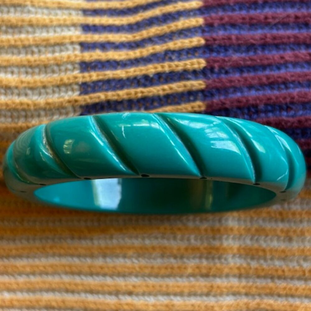 Vintage Teal Bakelite Bangle
